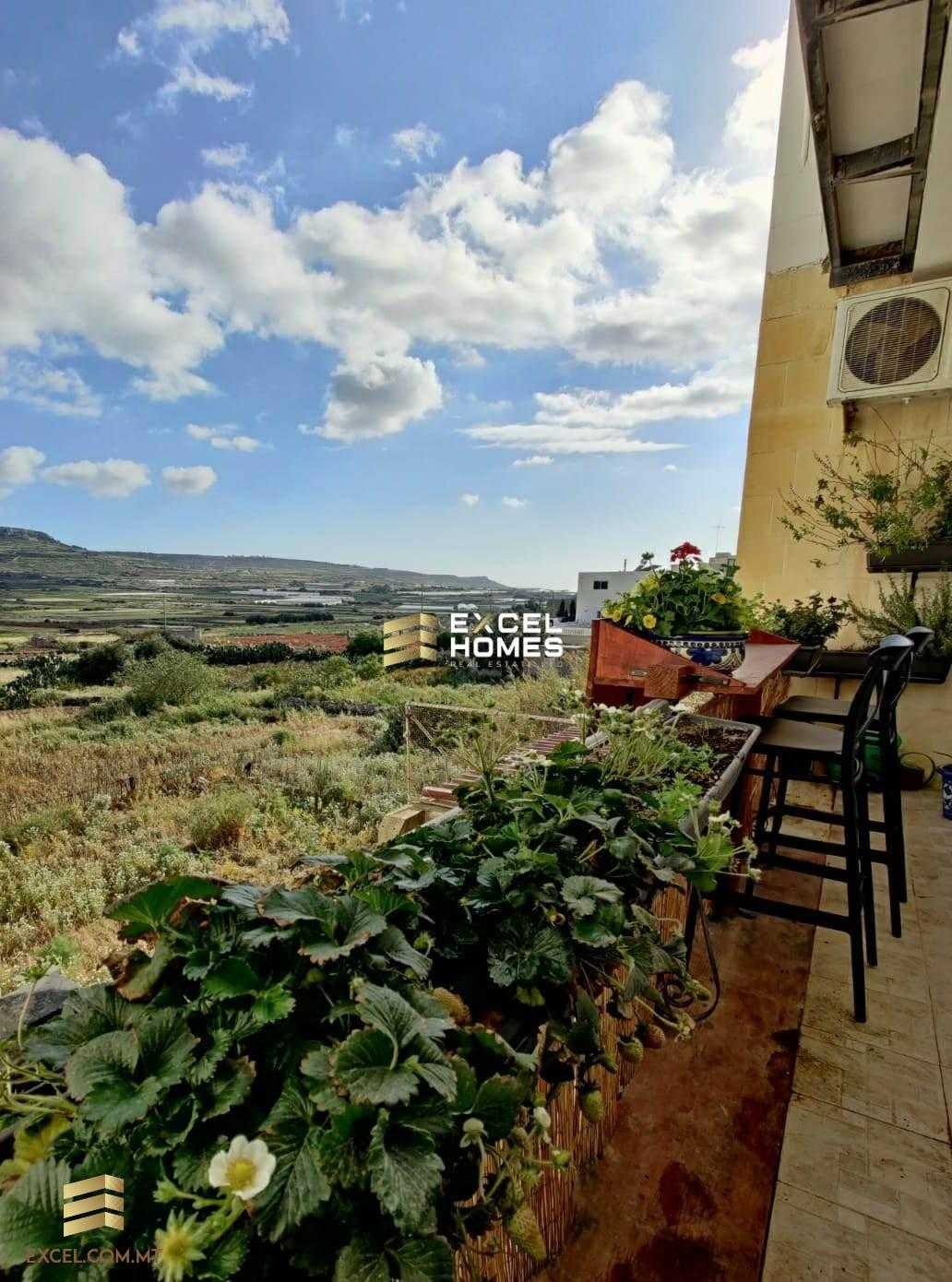 Rumah di Mġarr,  12229804