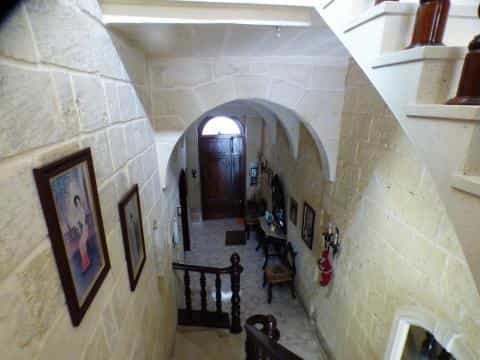 मकान में Żejtun,  12230735