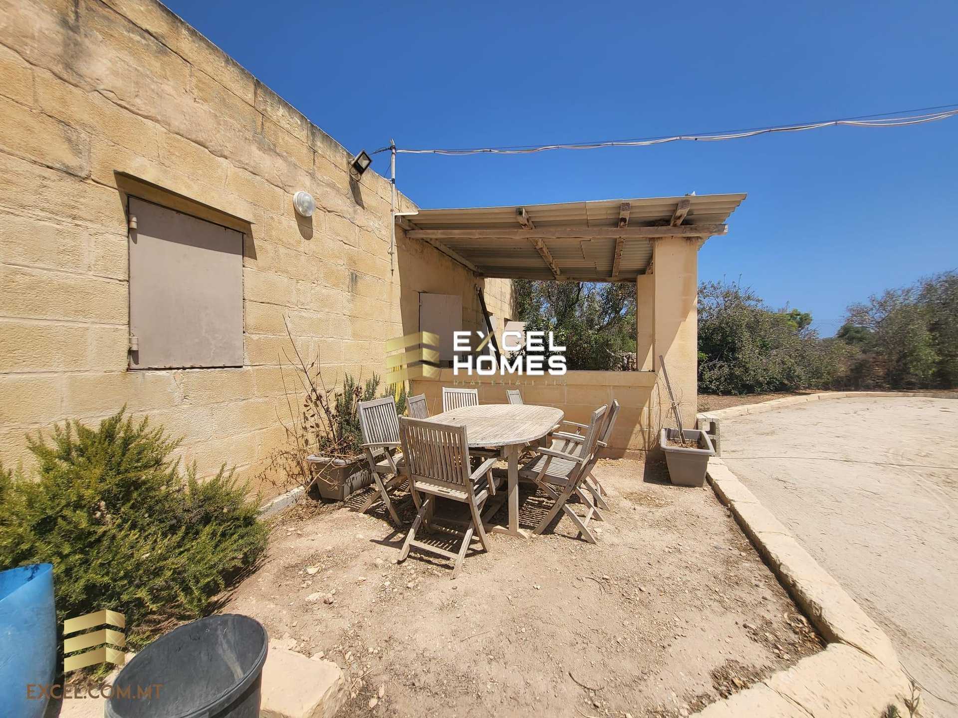 rumah dalam Xgħajra,  12231219
