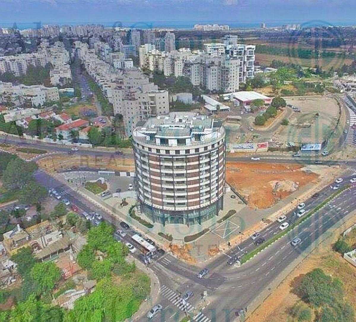 Condominium in Tel Aviv-Jafo, Tel Aviv 12238180