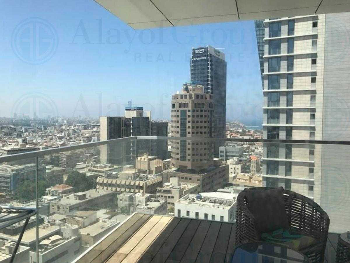 Condominium in Tel Aviv-Yafo, Tel Aviv 12238204
