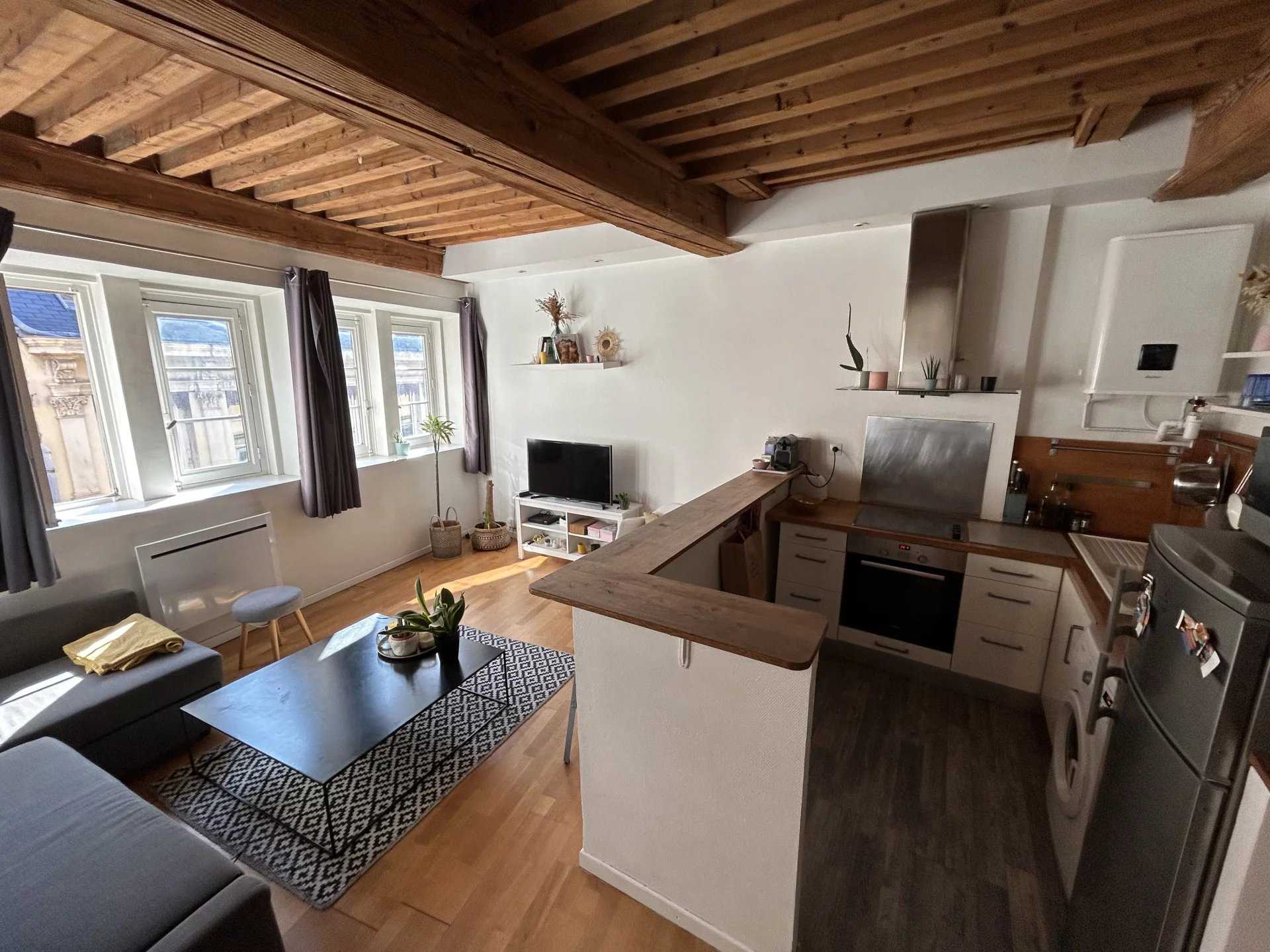 公寓 在 里昂, 奥弗涅-罗纳-阿尔卑斯大区 12238315