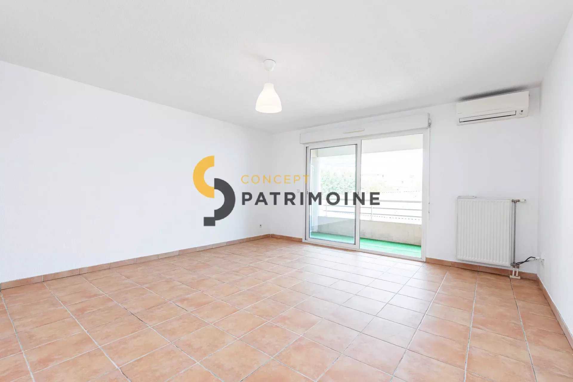 Condominium dans Grasse, Provence-Alpes-Côte d'Azur 12238352