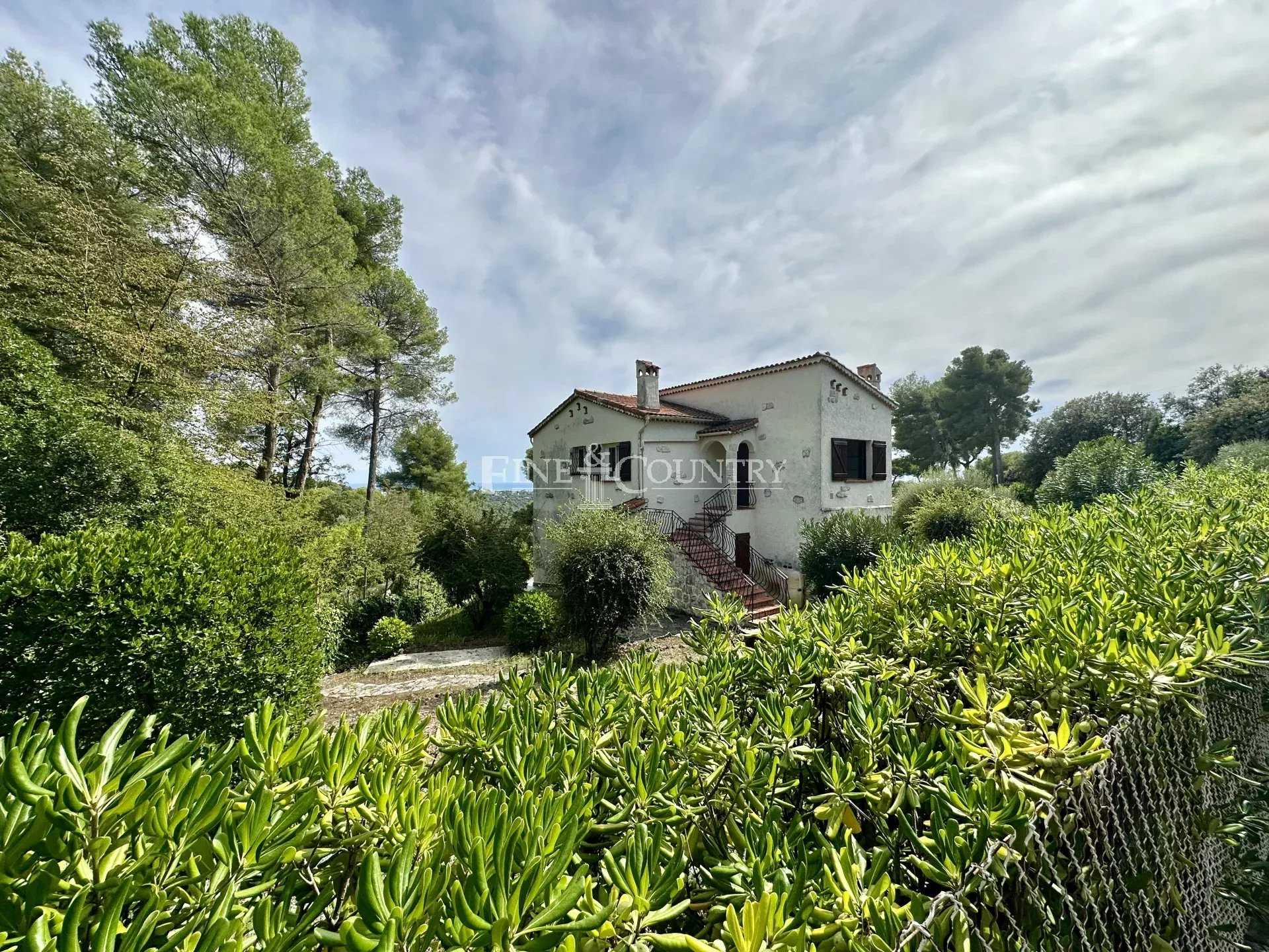 Talo sisään Saint-Paul-de-Vence, Provence-Alpes-Cote d'Azur 12238865