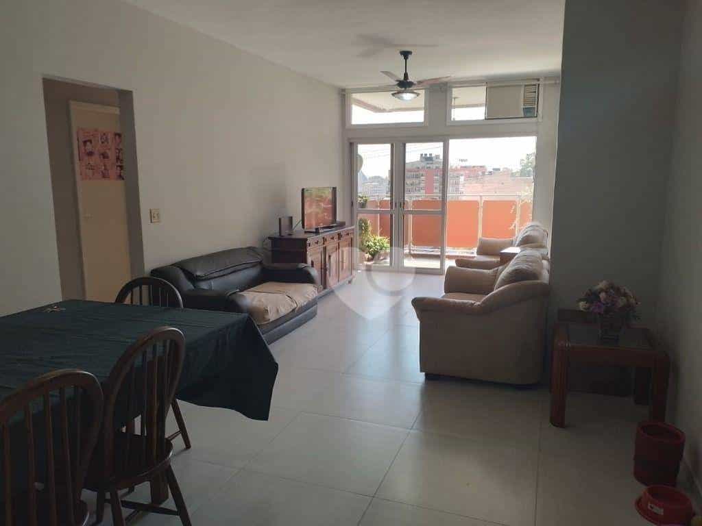 Condominium dans Andaraï, Rio de Janeiro 12239103