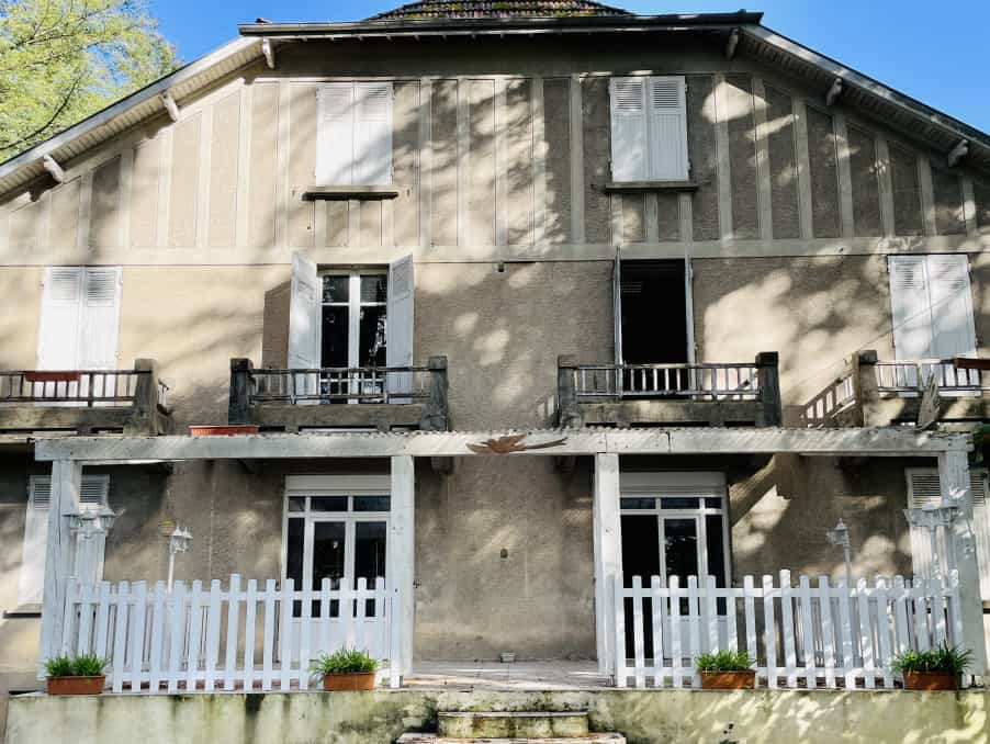 casa no Couze-et-Saint-Front, Nouvelle-Aquitaine 12239828