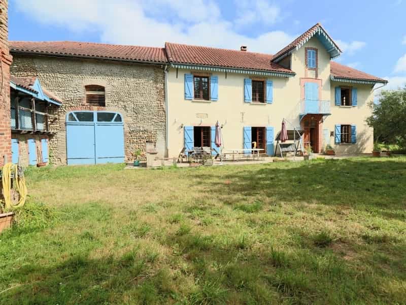House in Larreule, Occitanie 12239841