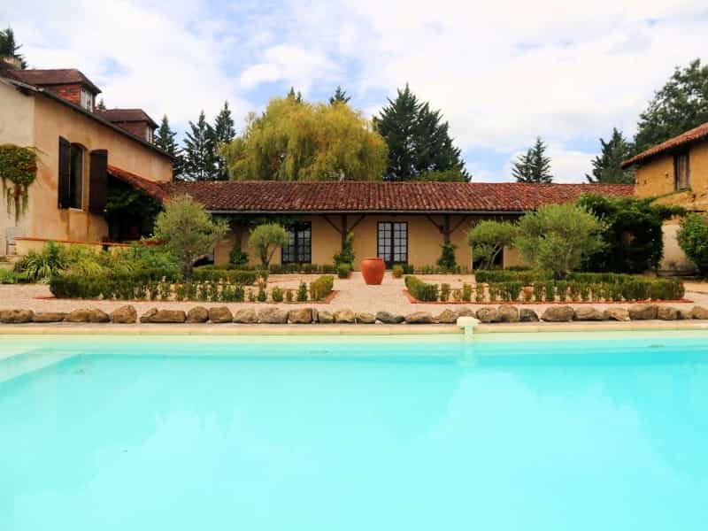 House in Monlezun, Occitanie 12239844