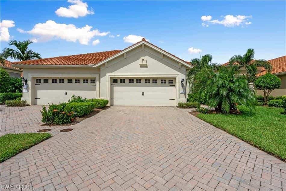 House in Fort Myers, Florida 12240419