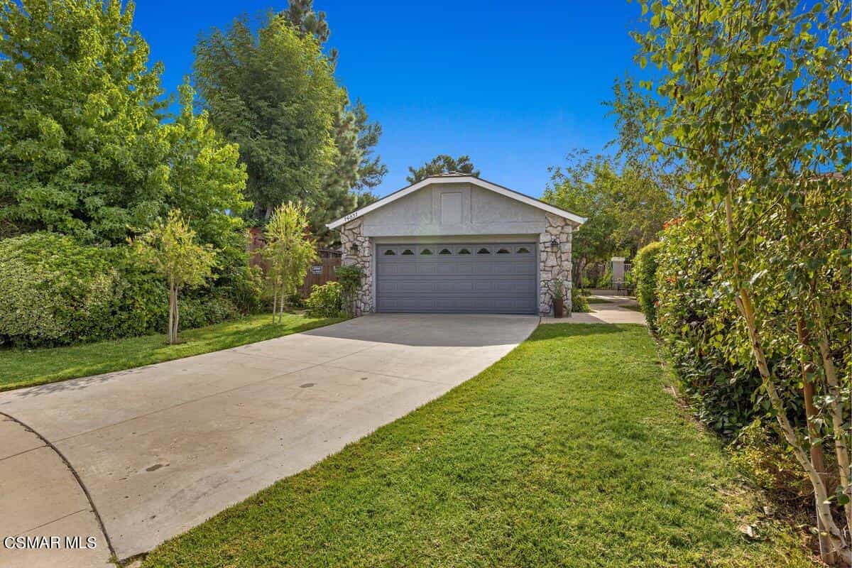 House in Moorpark, California 12241155