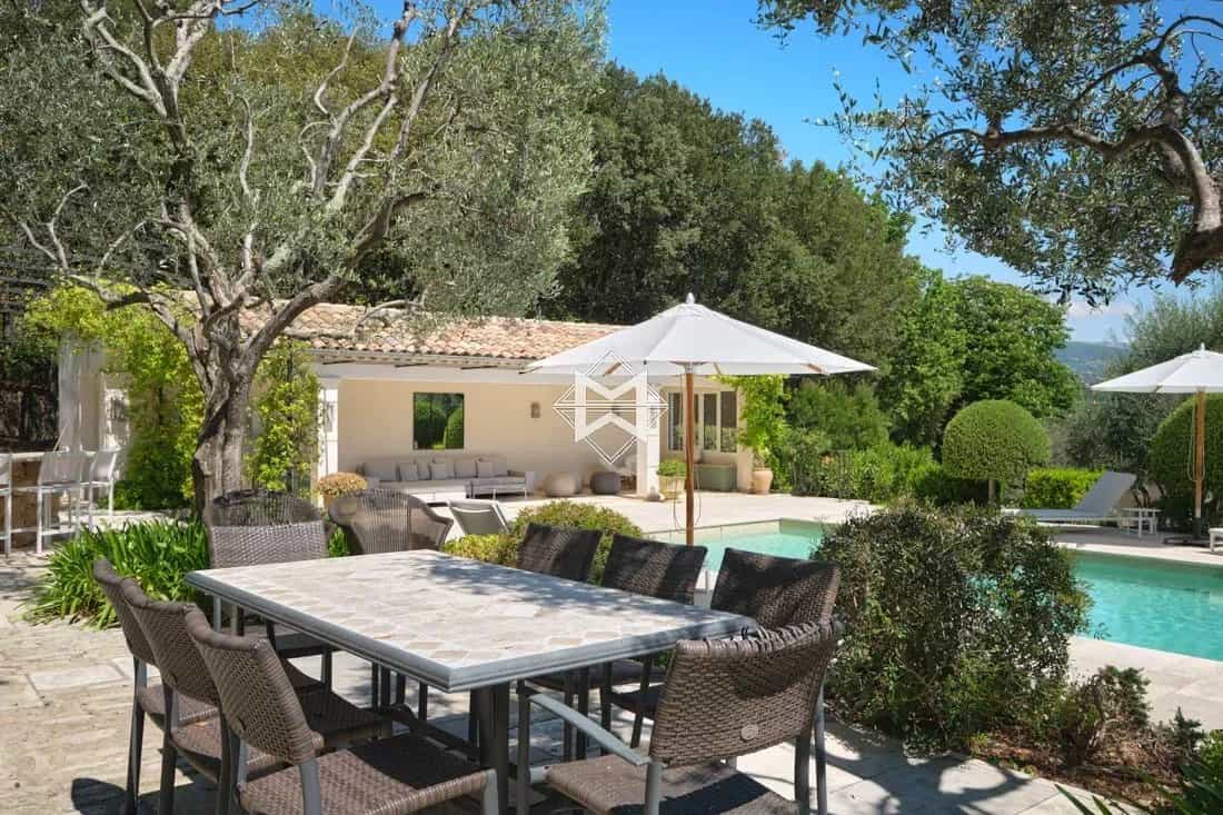 Huis in Grasse, Provence-Alpes-Côte d'Azur 12241160