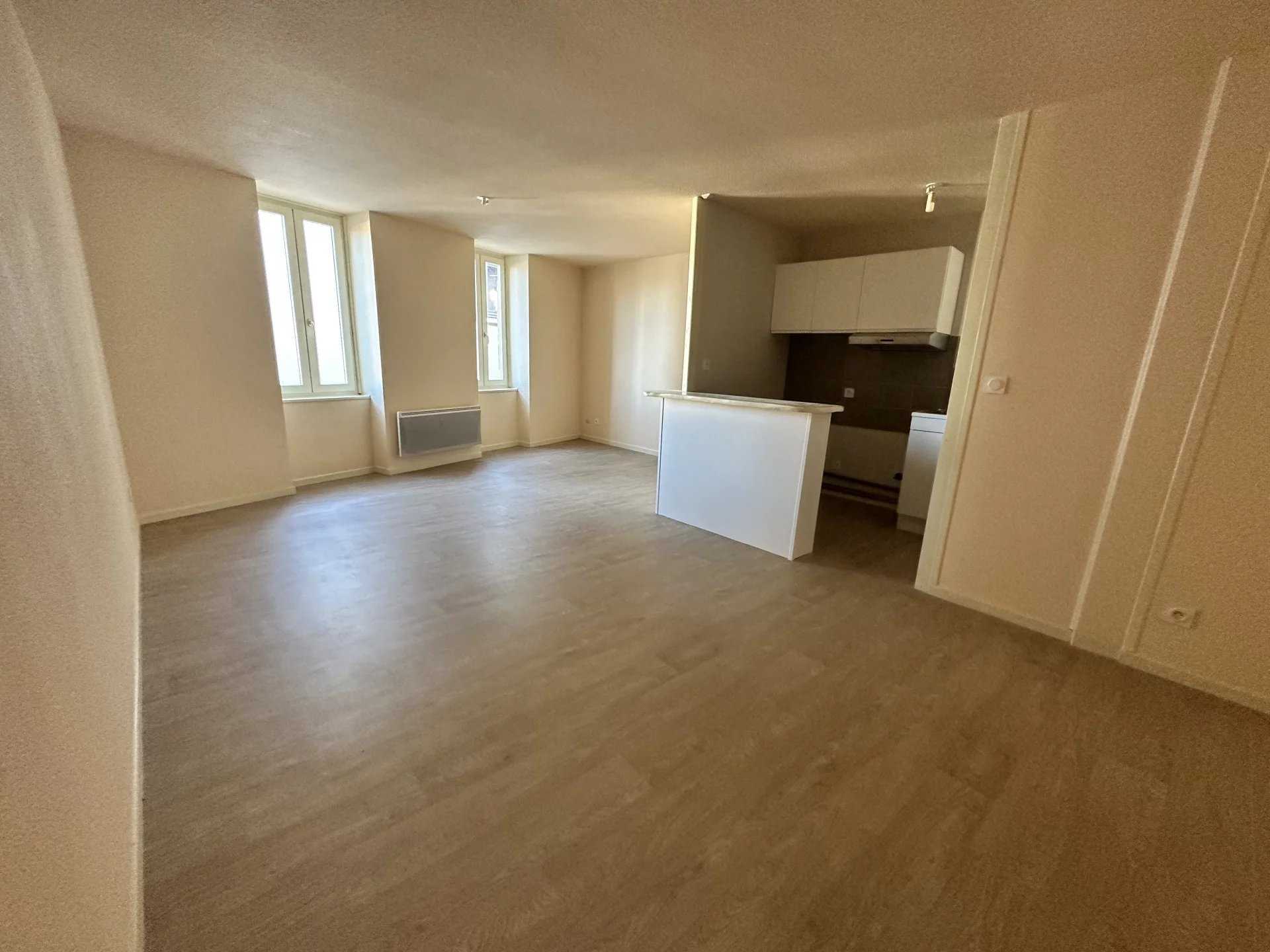 公寓 在 维埃纳省, 奥弗涅-罗纳-阿尔卑斯大区 12241162