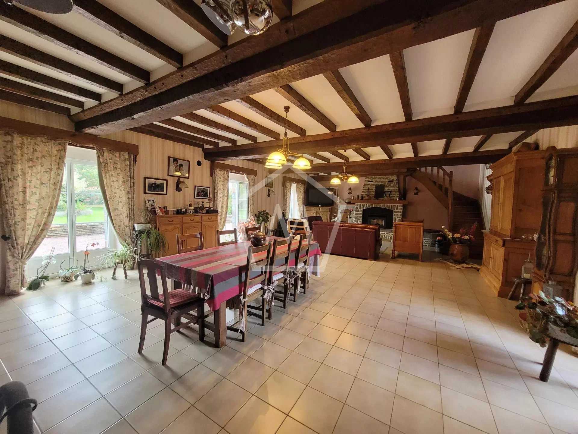 Huis in Saint-Sauveur-la-Pommeraye, Normandie 12241204