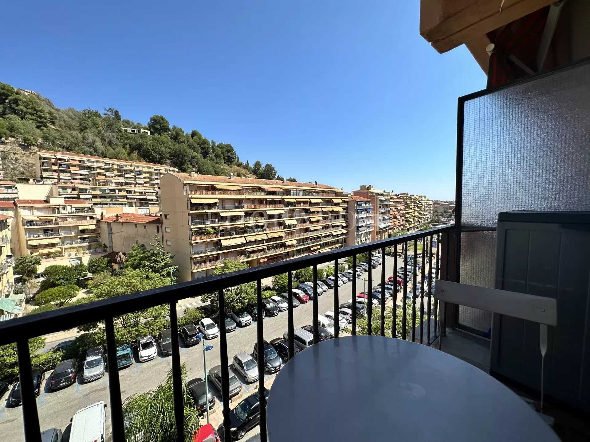 Condominium in Menton, Provence-Alpes-Cote d'Azur 12241223
