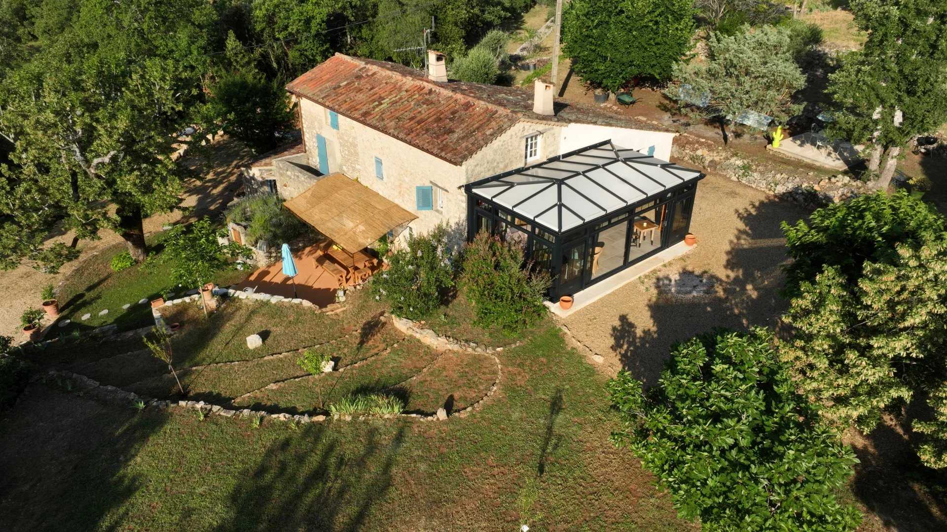 Hus i Mons, Provence-Alpes-Côte d'Azur 12242965