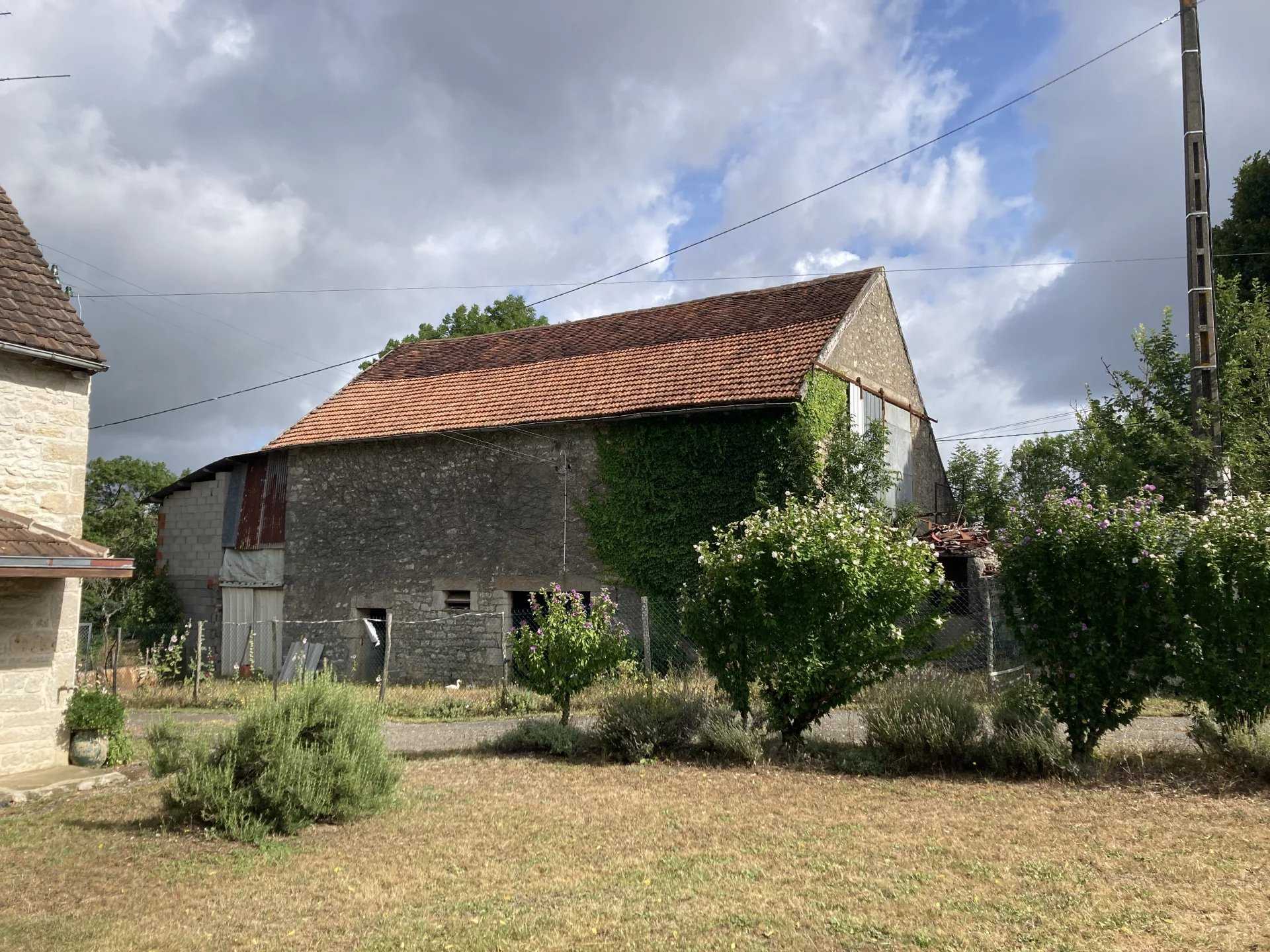 بيت في Ginouillac, Occitanie 12243000
