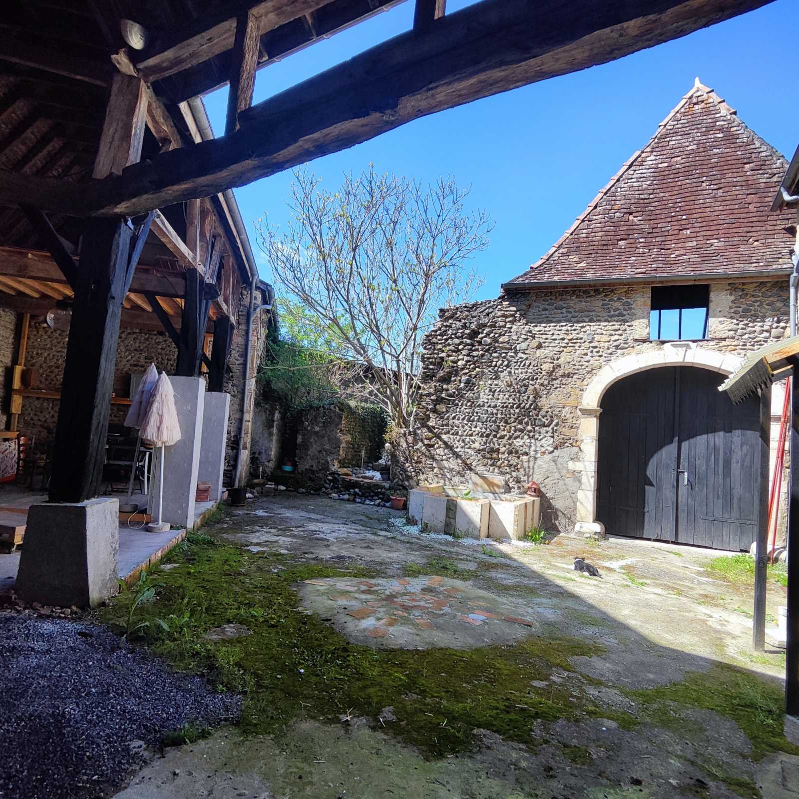 σπίτι σε Orthez, Nouvelle-Aquitaine 12243015