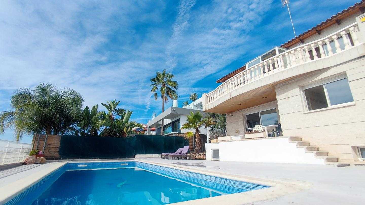 House in Sitges, Catalonia 12243557