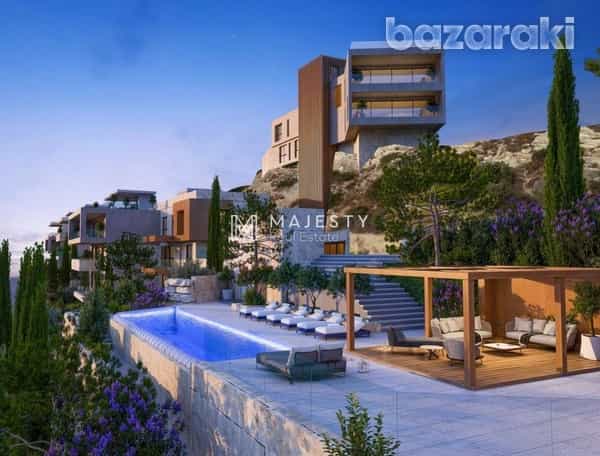 Condominium dans Mouttagiaka, Limassol 12244232