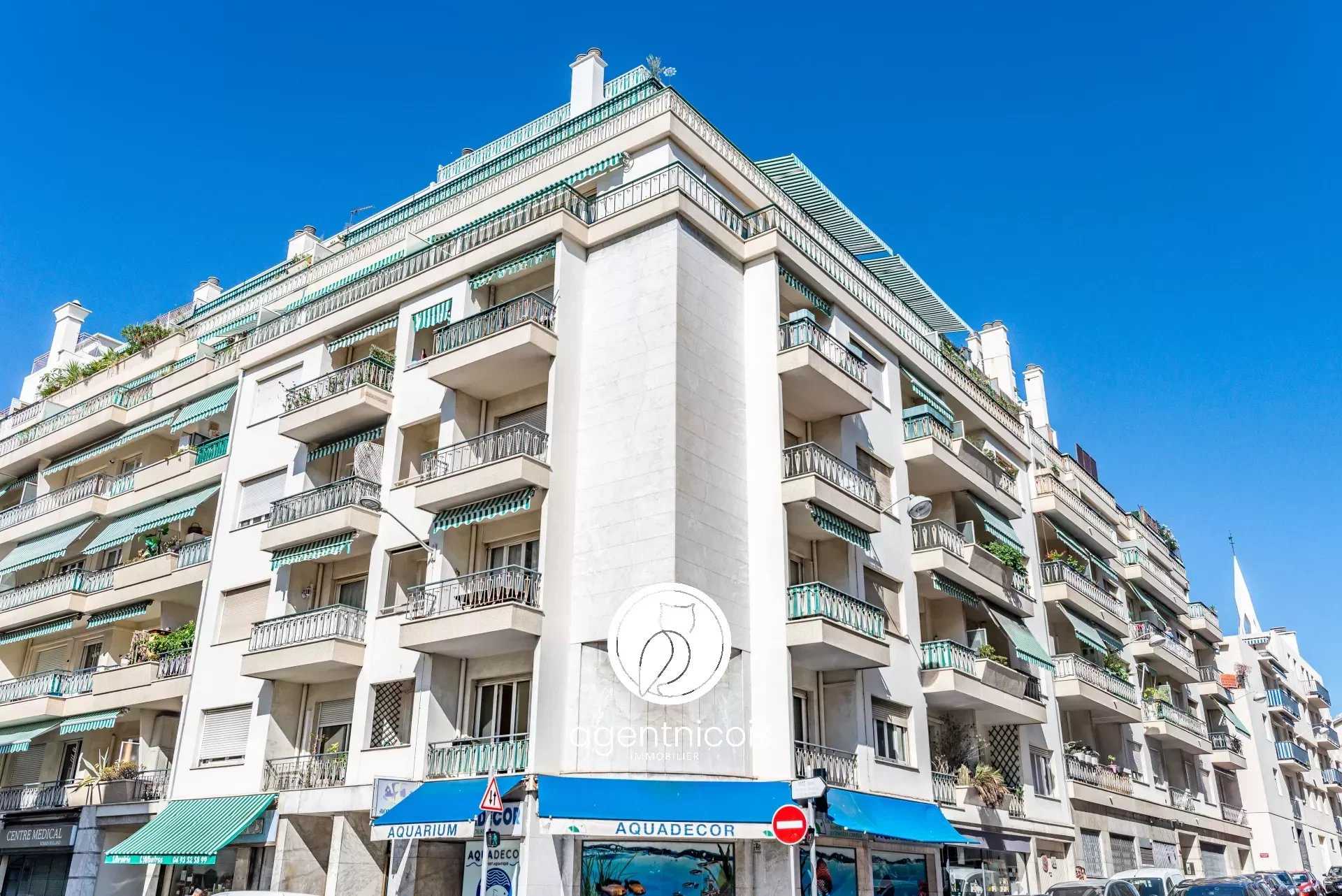 Condominium in Nice, Alpes-Maritimes 12244811