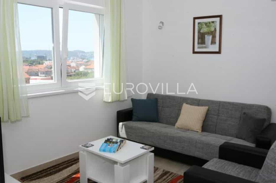 Condominium in Trogir, Splitsko-Dalmatinska Zupanija 12245027