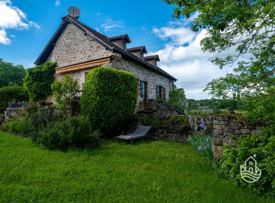House in Figeac, Occitanie 12246083