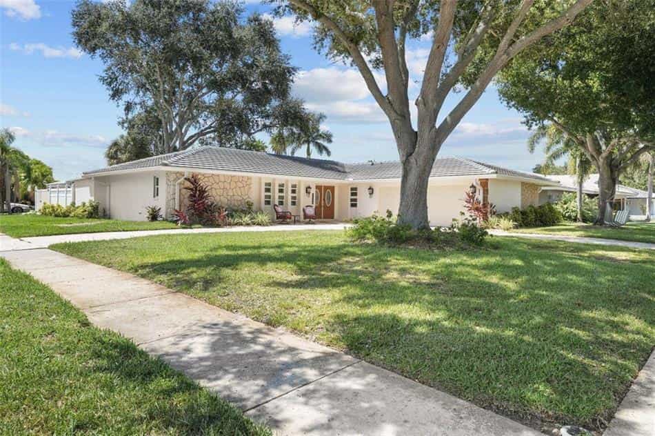 Hus i Indian Shores, Florida 12246477