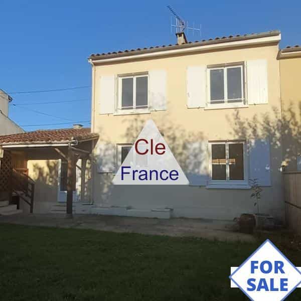 House in Angouleme, Nouvelle-Aquitaine 12247961