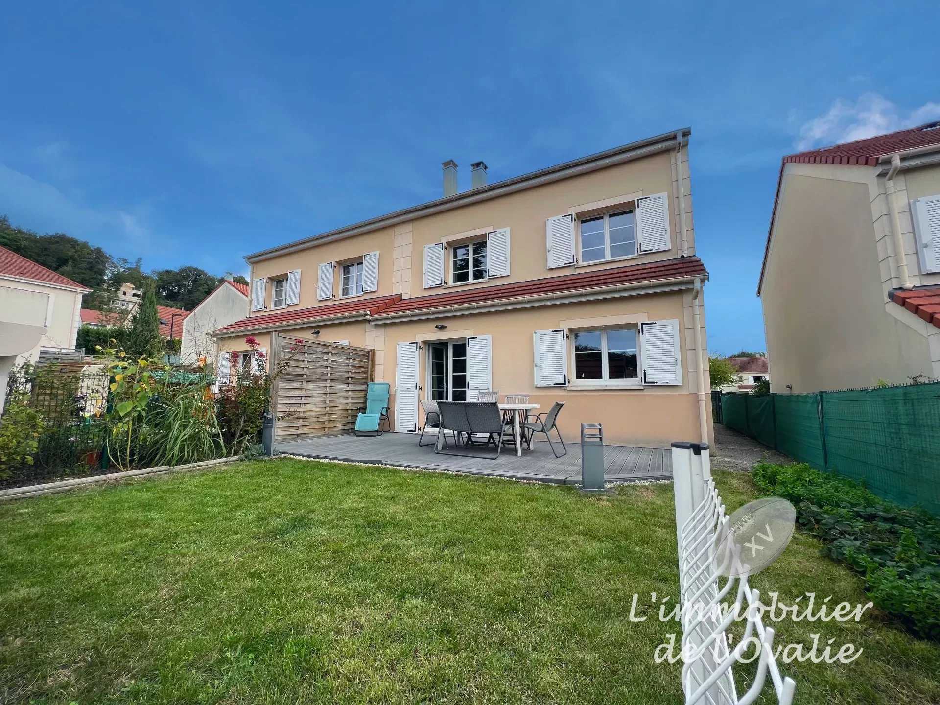 House in Marcoussis, Ile-de-France 12247991