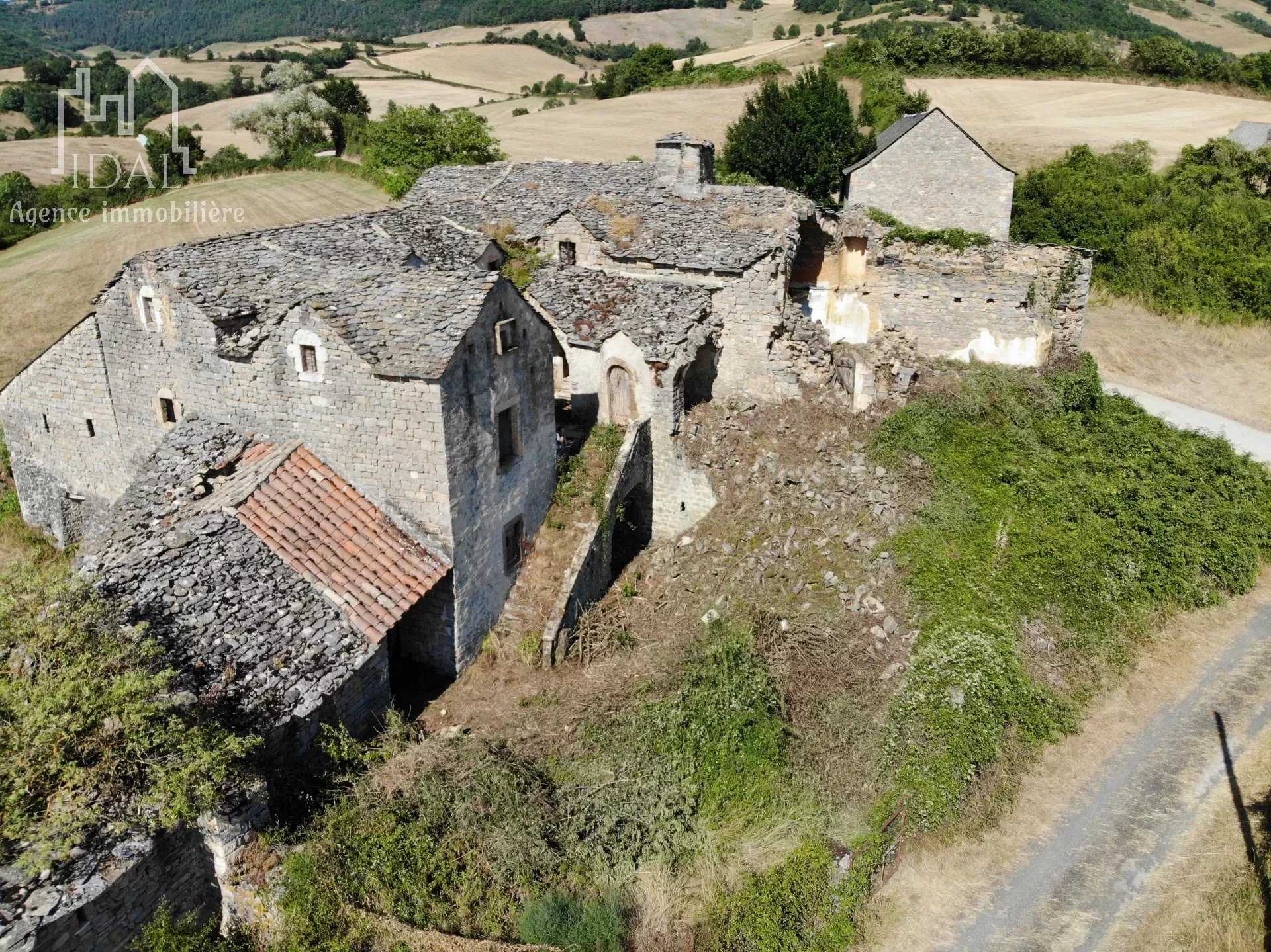 房子 在 Severac-le-Chateau, 奧克西塔尼 12247998