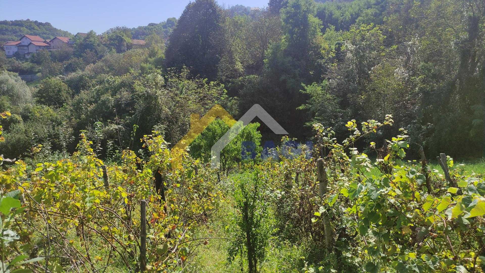 房子 在 Laz Bistrički, Krapina-Zagorje County 12248267