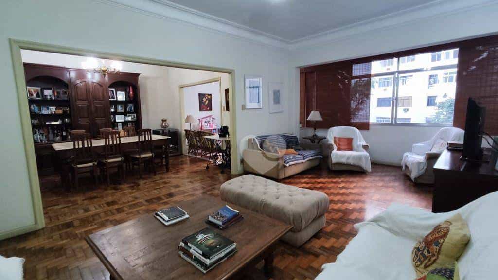 Condominium in Flamengo, Rio de Janeiro 12248310