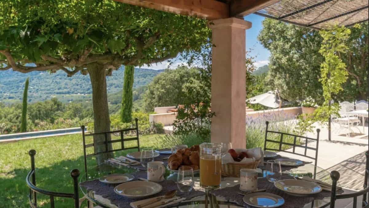 Huis in La Garde-Freinet, Provence-Alpes-Côte d'Azur 12251214