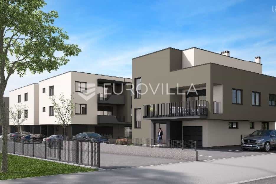 Condominium dans Velika Gorica, Zagrebacka Zupanija 12252292