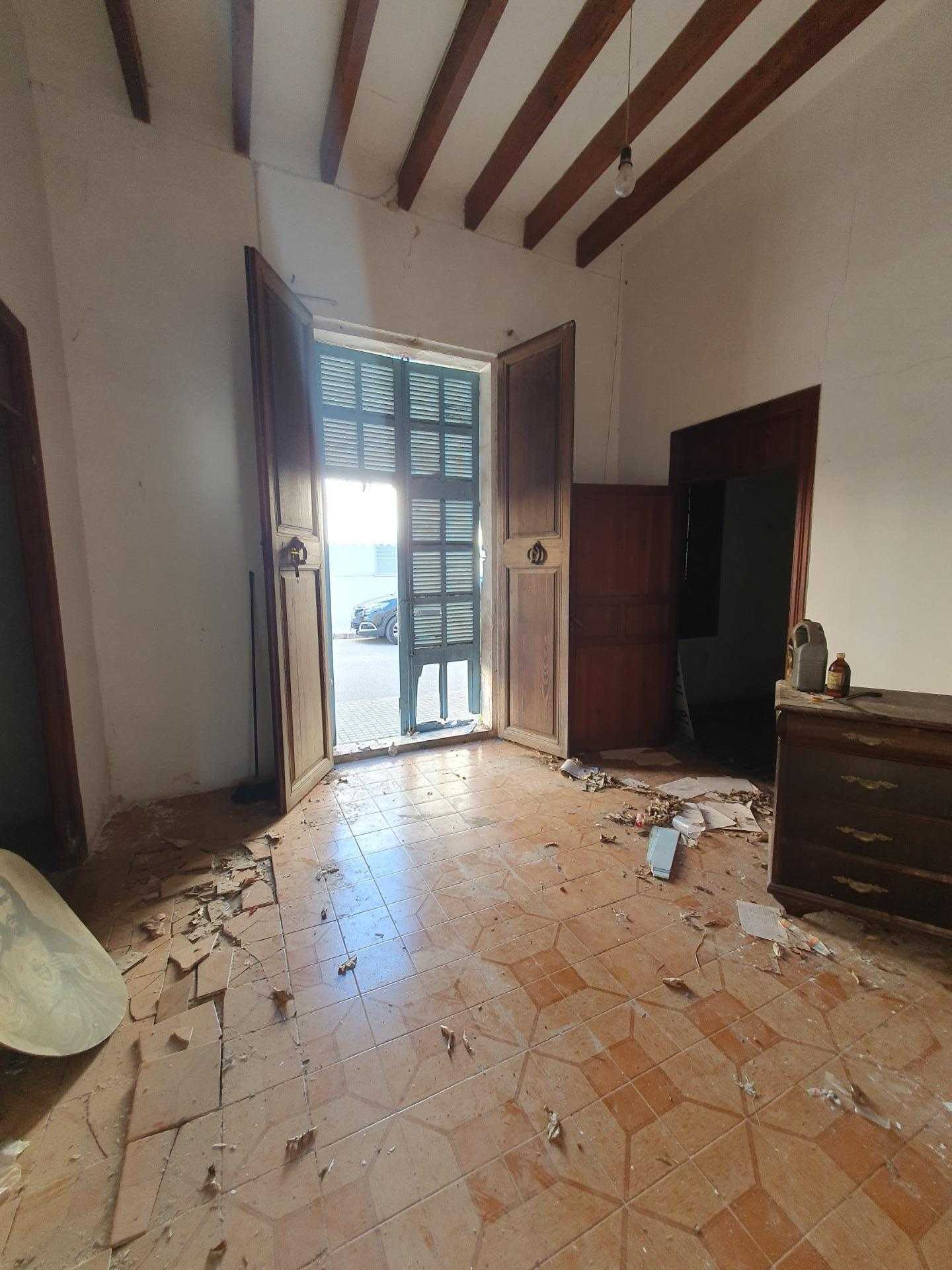 بيت في Maria de la Salud, Balearic Islands 12253150