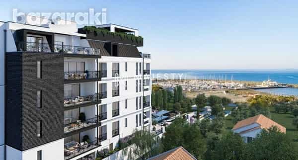 Condominium in Agios Tychon, Limassol 12255162