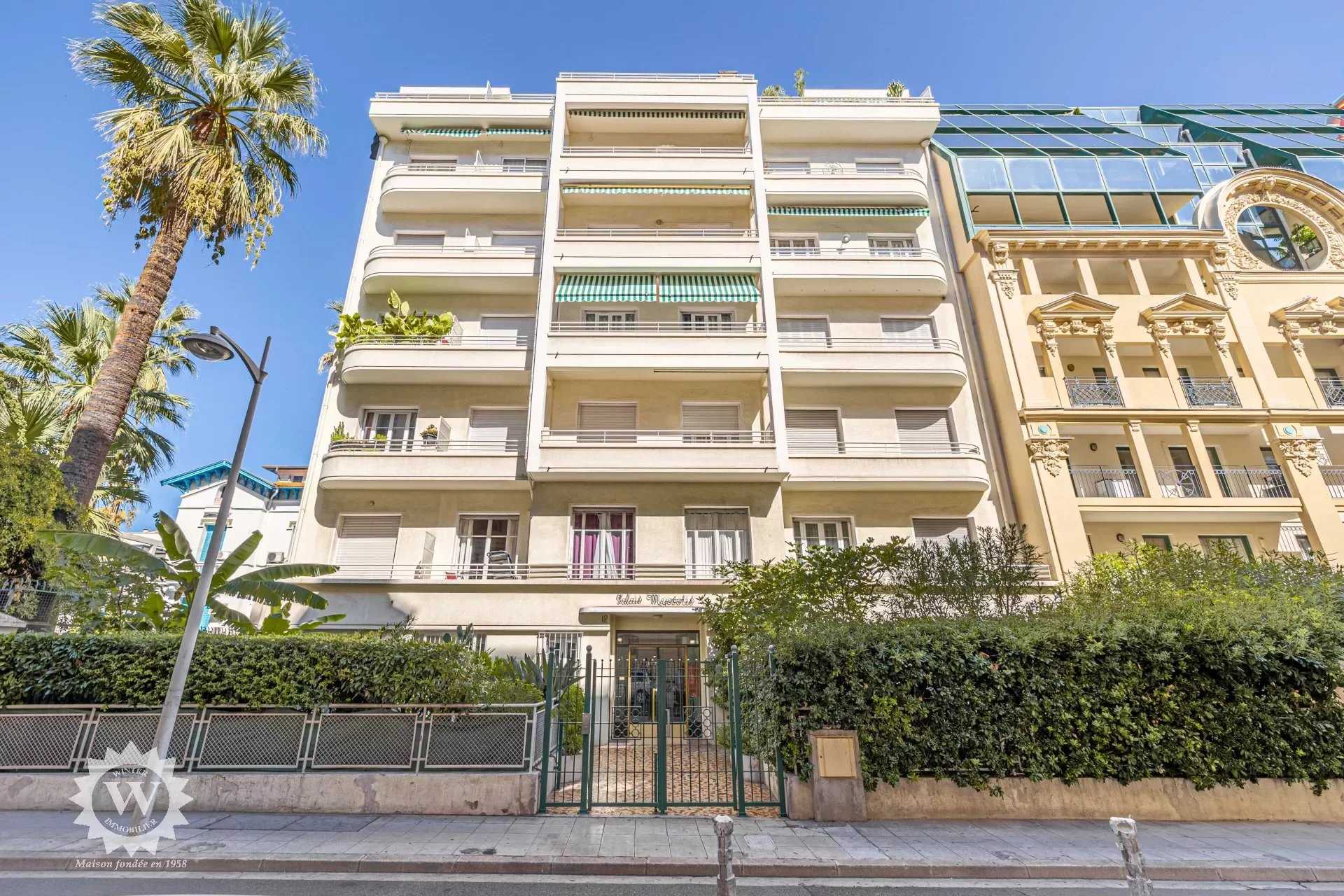 公寓 在 Nice, Alpes-Maritimes 12255423