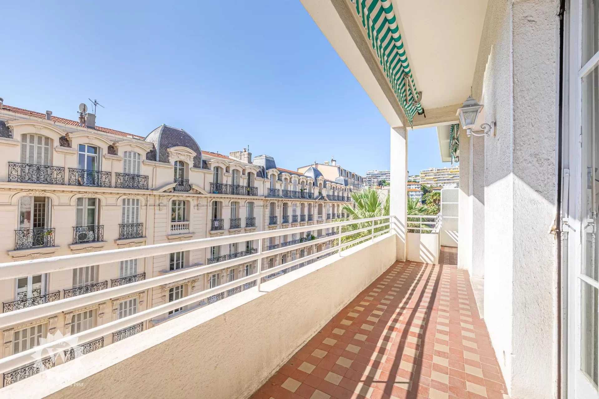 Condominium dans Nice, Alpes-Maritimes 12255423