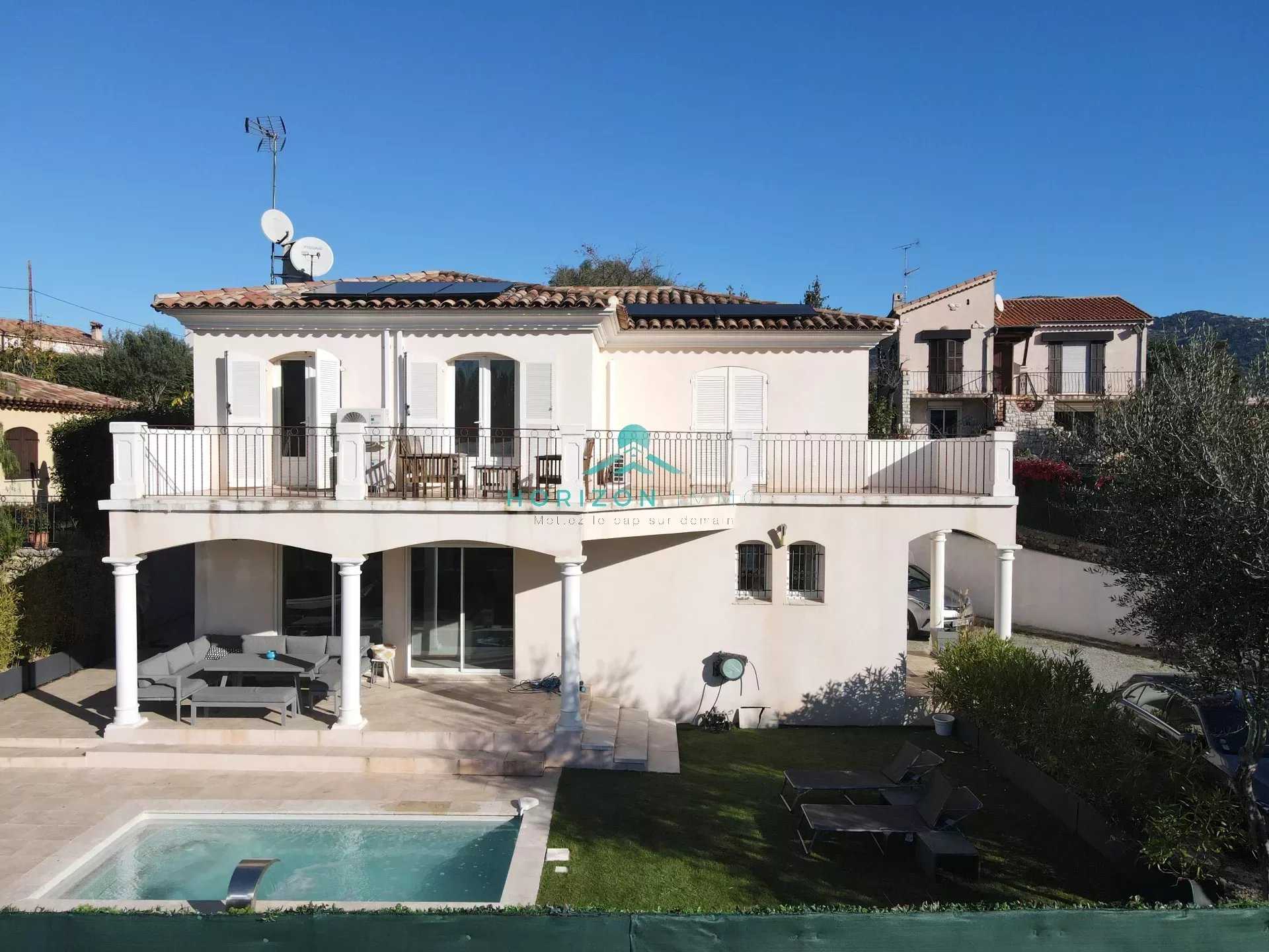 House in Carros, Provence-Alpes-Cote d'Azur 12255434