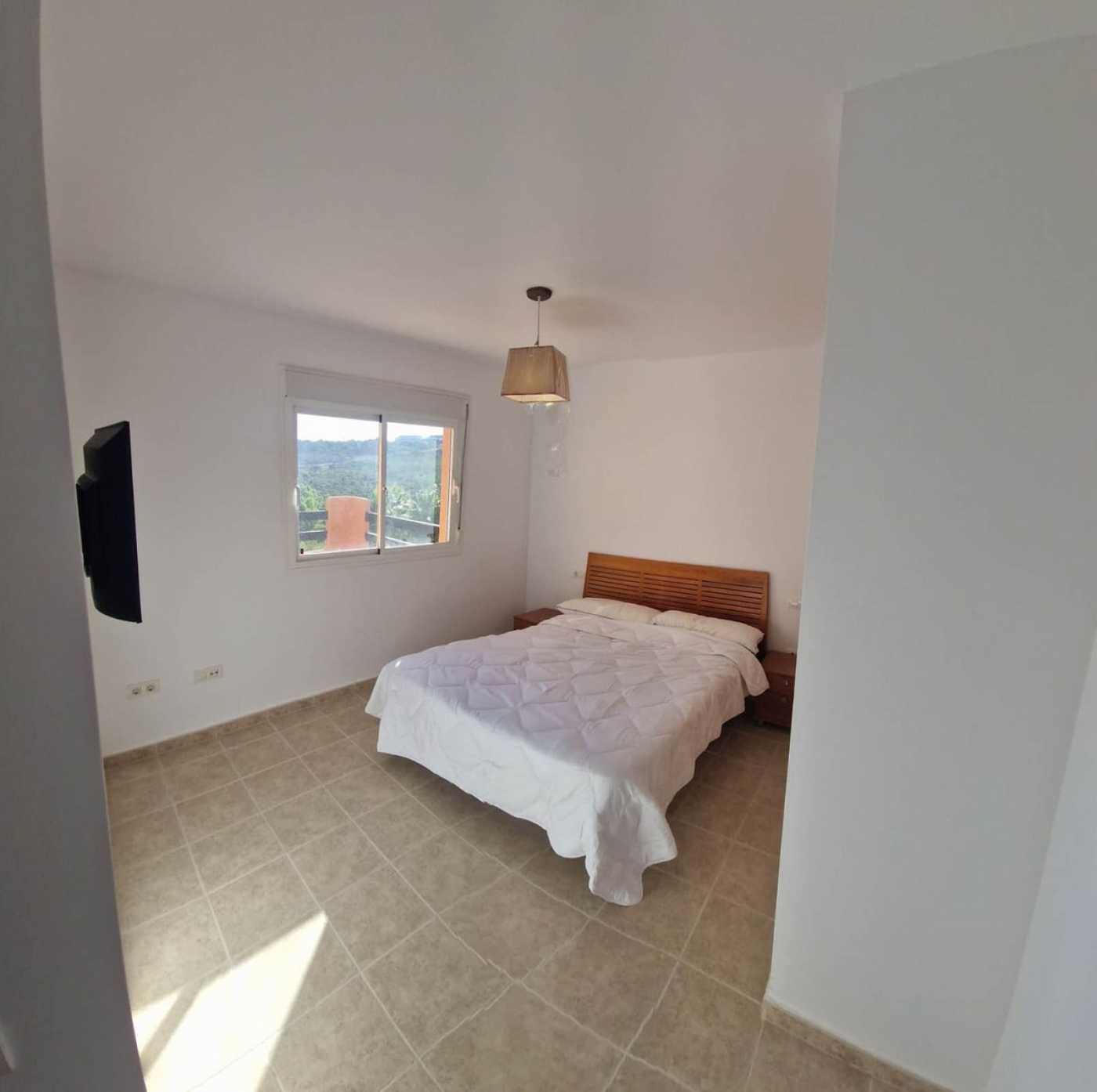 Квартира в Касарес, Андалусія 12256479