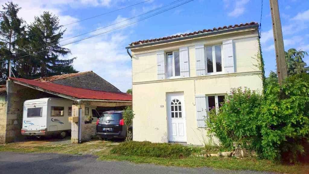 жилой дом в Jonzac, Nouvelle-Aquitaine 12256990