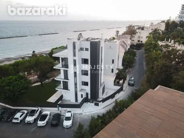 Condominium in Agios Tychon, Larnaca 12258125