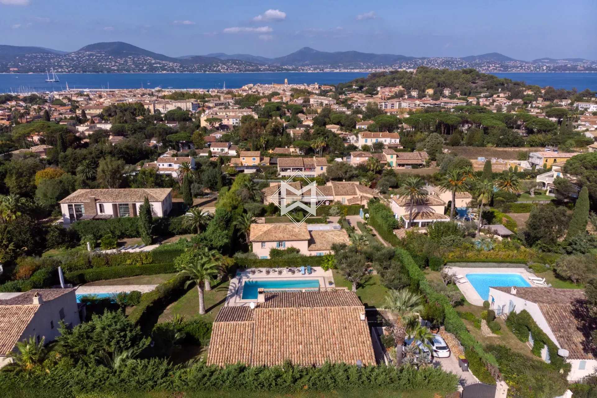 Hus i Saint-Tropez, Provence-Alpes-Cote d'Azur 12258549