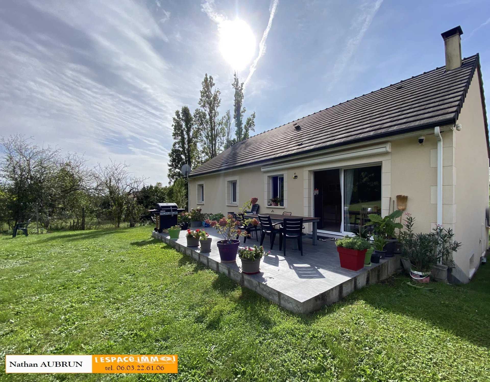 Haus im Vierzon, Centre-Val de Loire 12258571