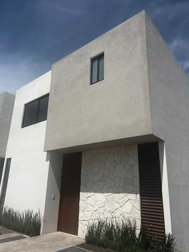 House in , Querétaro 12258901