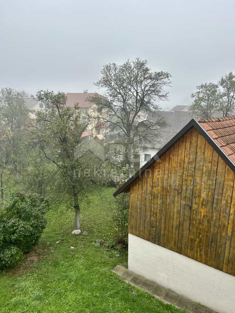 집 에 Otočac, Lika-Senj County 12259391