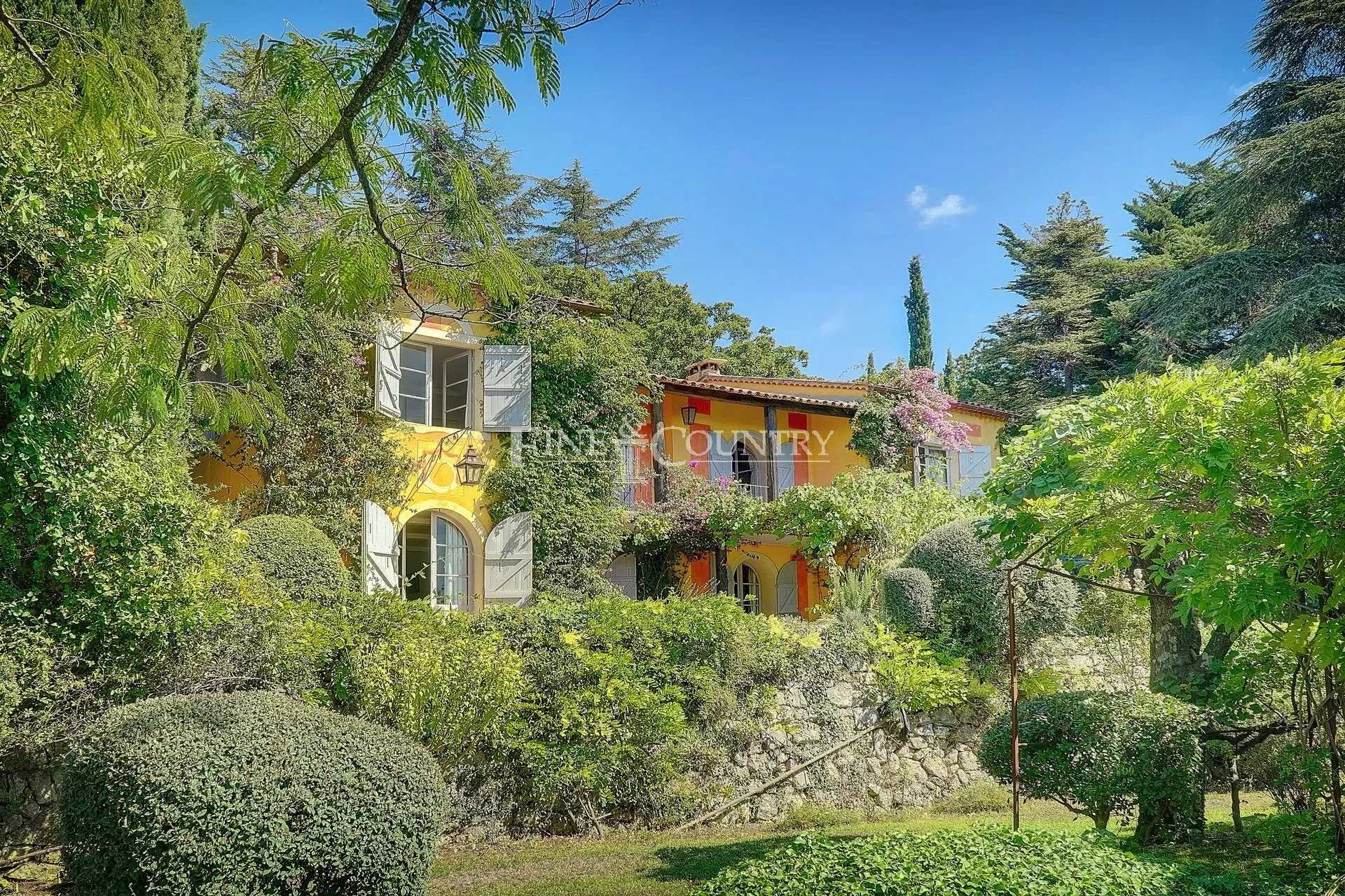 Rumah di Chateauneuf-Grasse, Provence-Alpes-Cote d'Azur 12259483