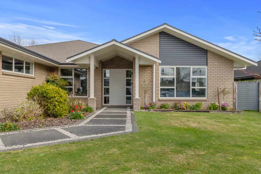 House in Hamilton, Waikato 12260595