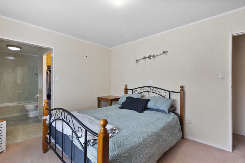 Condominium in Huntly, Waikato 12260656
