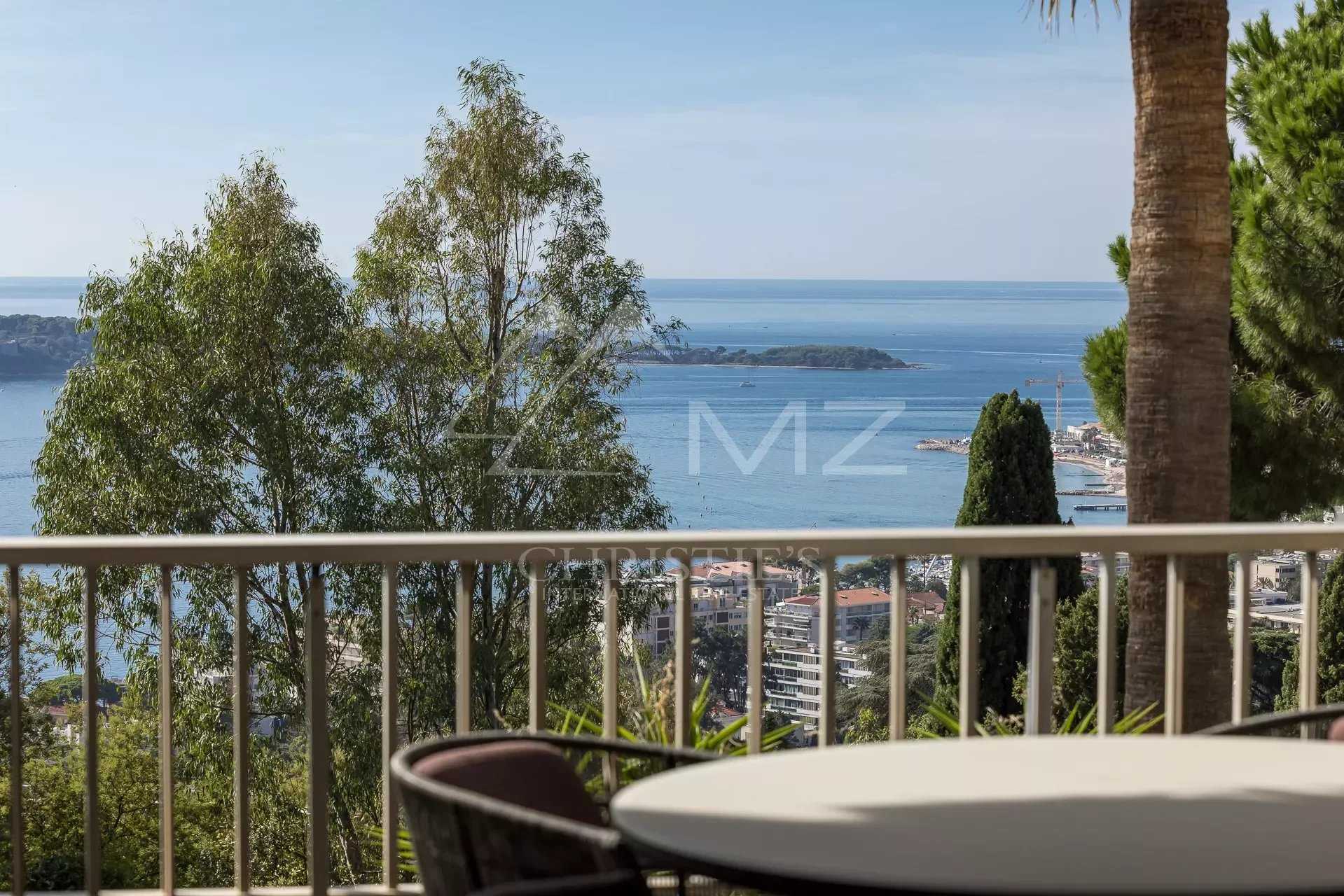 Condominium in Cannes, Alpes-Maritimes 12263174